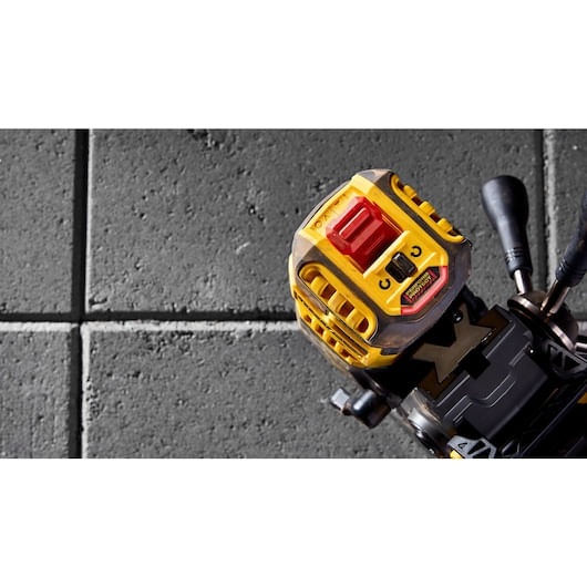 Furadeira Base Magnética Flexvolt Dcd1623B Dewalt - Imagem 6